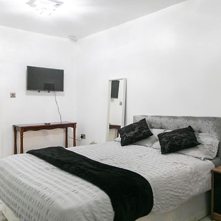 Cheetham Hills Apartments Манчестер Экстерьер фото